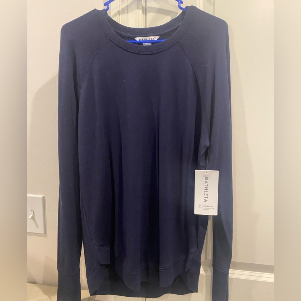 NWT Athleta Mindful navy blue sweatshirt top medium tall $89 new! Super soft